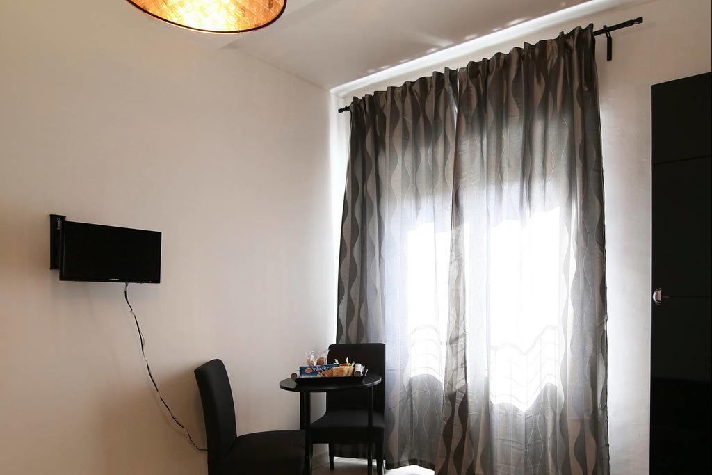Mc Guest House Rom Eksteriør billede